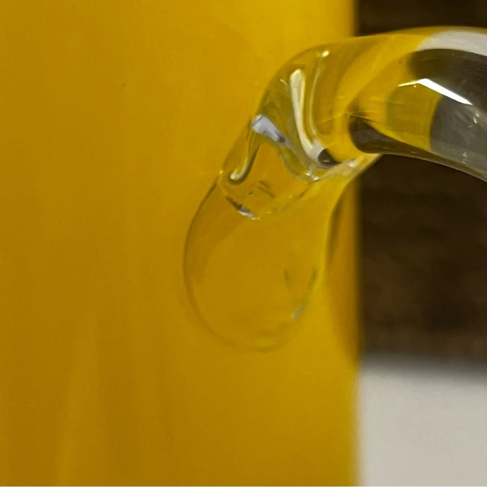 Vintage MCM Yellow Glass Beverage Pitcher With Clear Applied Handle - Picture 8 of 14